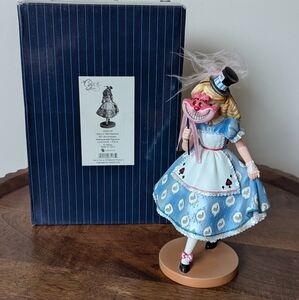 Disney Showcase Alice in Wonderland 65th Anniversary Masquerade Figurine